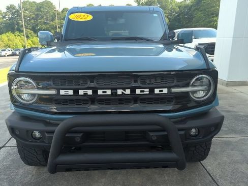 Used 2022 Ford Bronco Outer Banks AWD/4WD image 2