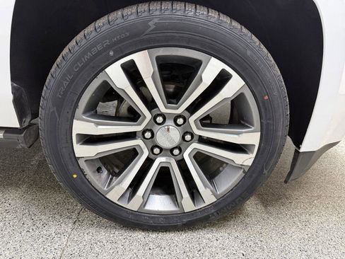 Used 2018 GMC Yukon XL Denali w/ Denali Ultimate Package AWD/4WD image 50