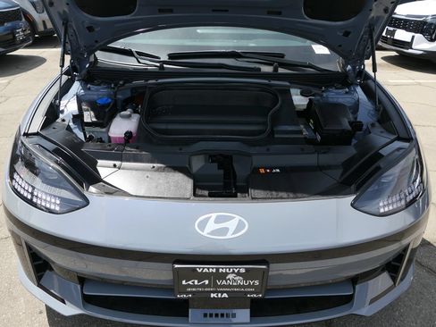 Used 2024 Hyundai Ioniq 6 SEL RWD image 31