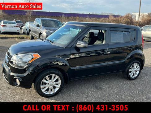 Used 2013 Kia Soul + image 12