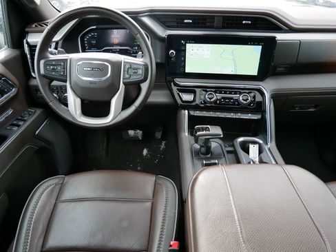 Used 2024 GMC Sierra 1500 Denali w/ Denali Reserve Package AWD/4WD image 19