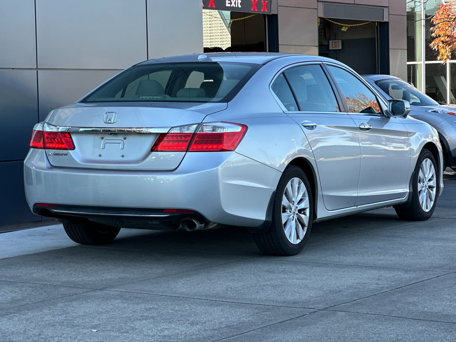 Used 2014 Honda Accord EX-L image 4