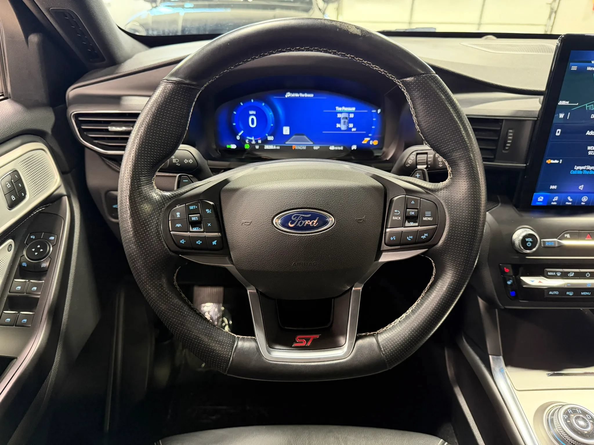 Used 2020 Ford Explorer ST w/ ST Street Pack AWD/4WD image 14