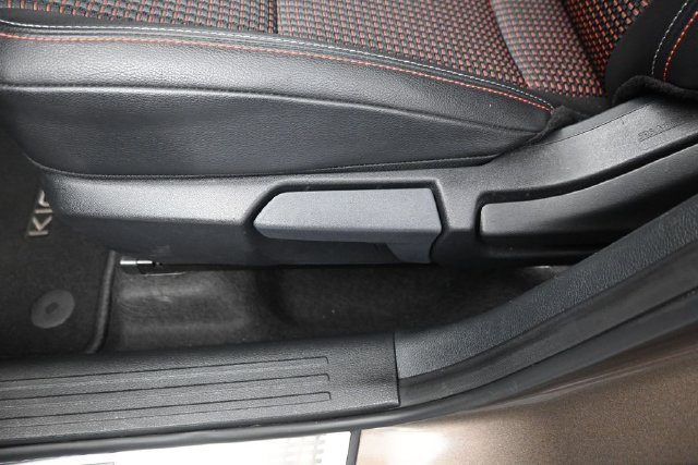 Certified 2026 Nissan Kicks SR w/ SR Premium Package AWD/4WD image 23