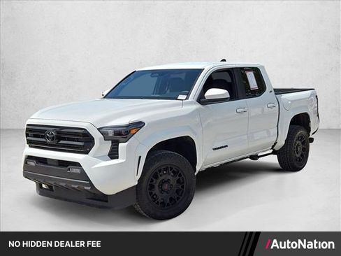 Used 2025 Toyota Tacoma SR5 RWD image 1