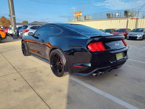 Used 2018 Ford Mustang GT image 7