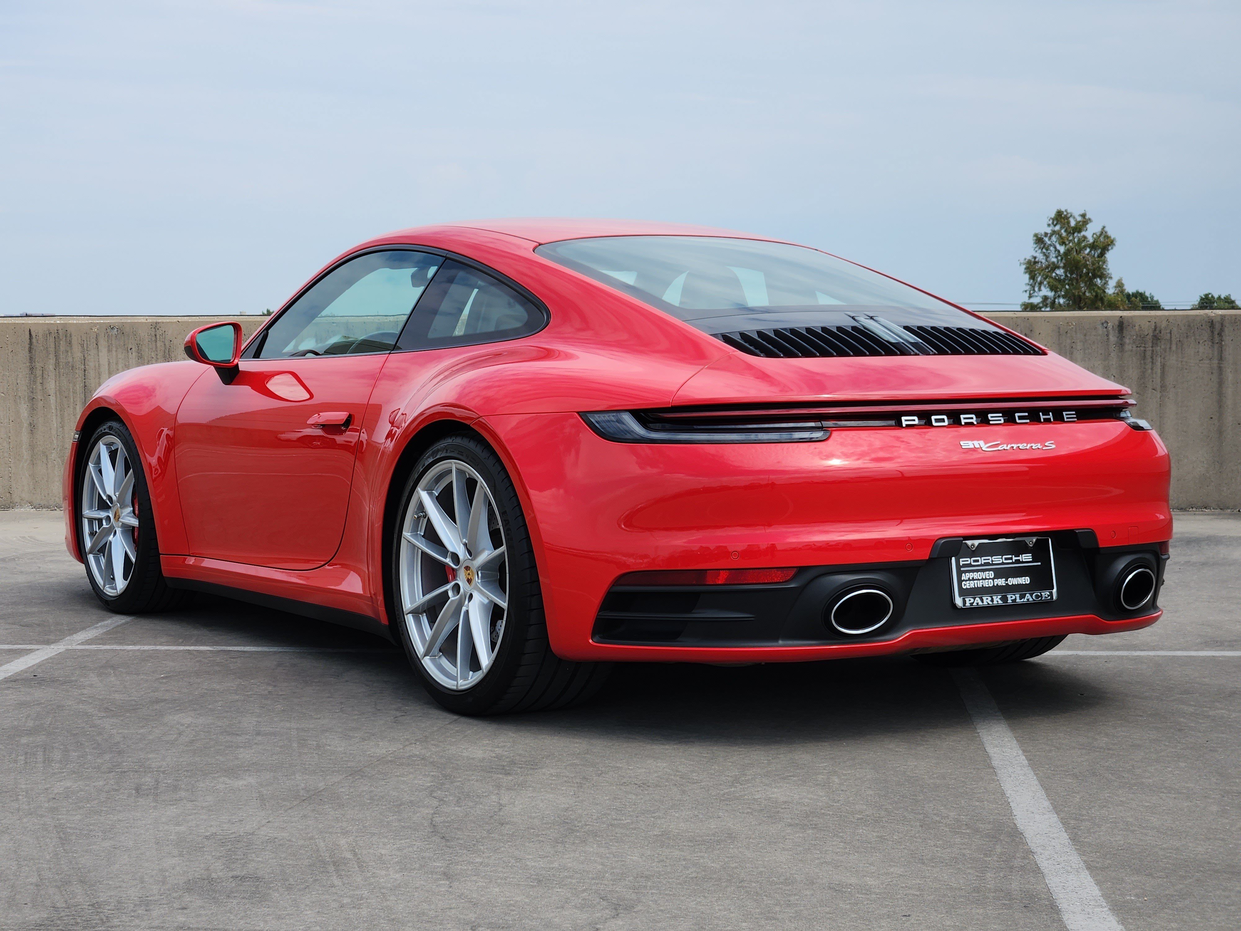 Used 2020 Porsche 911 Carrera S RWD image 3
