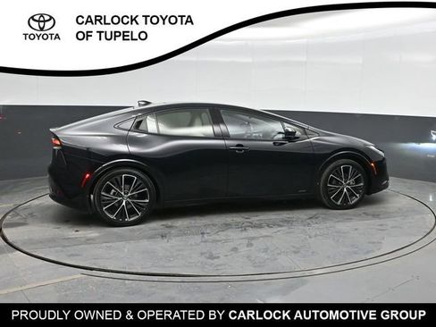 Used 2025 Toyota Prius Limited image 4