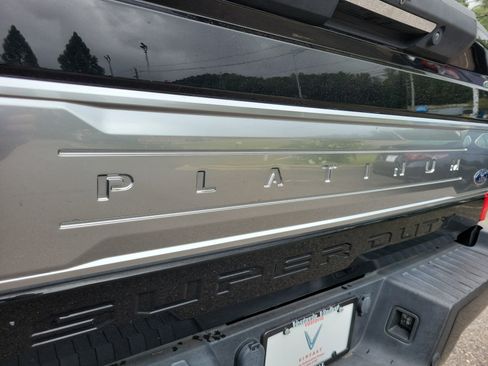 Used 2019 Ford F250 Platinum image 10