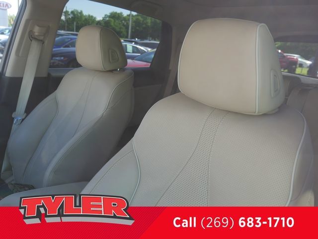 Used 2020 Acura RDX w/ Advance Package FWD image 40