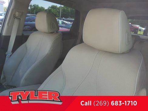 Used 2020 Acura RDX FWD w/ Advance Package image 40