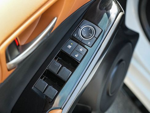 Used 2025 Lexus IS 300 F Sport RWD image 19