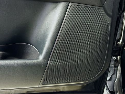 Used 2015 INFINITI QX80 2WD w/ Driver's Assistance Package image 19