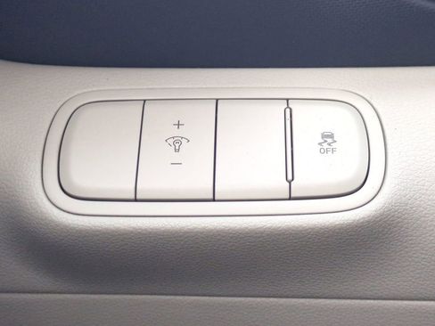 New 2026 Hyundai Venue SEL FWD image 26