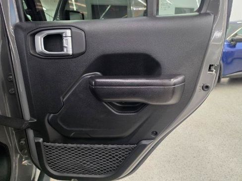 Used 2020 Jeep Wrangler Unlimited Sport AWD/4WD image 35