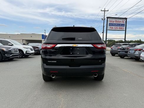 Used 2020 Chevrolet Traverse LT FWD image 5