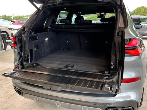 Used 2026 BMW X5 M60i w/ Executive Package AWD/4WD image 34