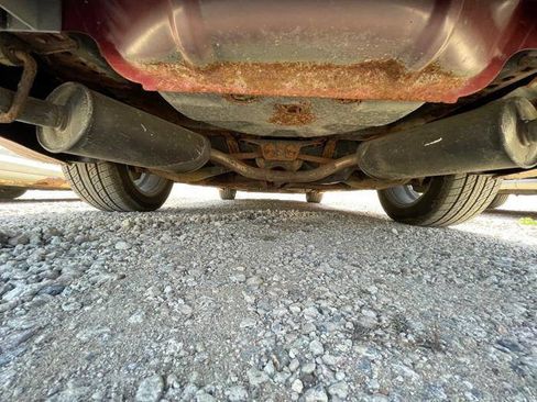 Used 2004 Pontiac Bonneville SLE w/ Premier Edition FWD image 15