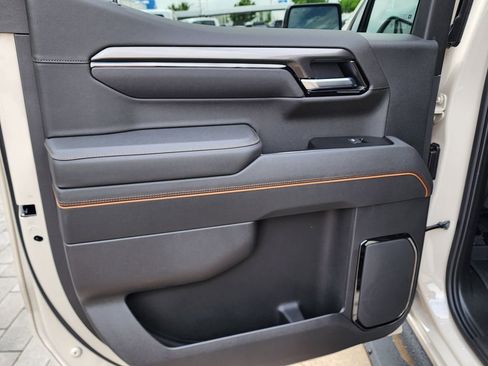 New 2026 GMC Sierra 1500 AT4 w/ AT4 Premium Package AWD/4WD image 42
