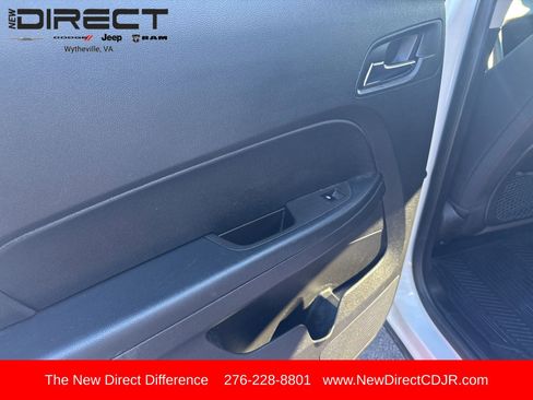 Used 2015 Chevrolet Equinox LT w/ Driver Convenience Package image 23