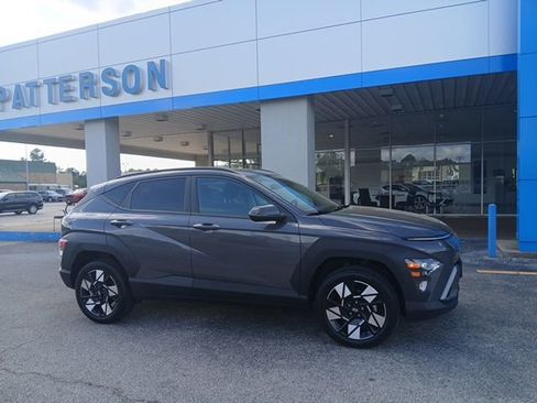 Used 2024 Hyundai Kona SEL w/ Convenience Package AWD/4WD image 2