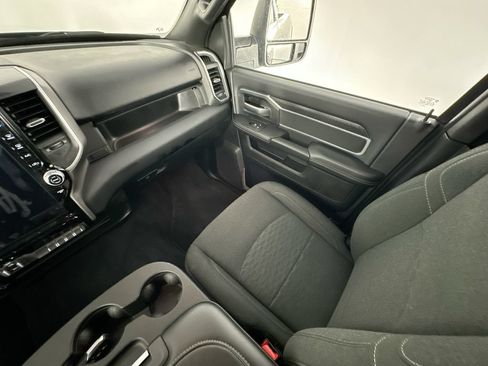 Used 2026 RAM 2500 Big Horn AWD/4WD image 11