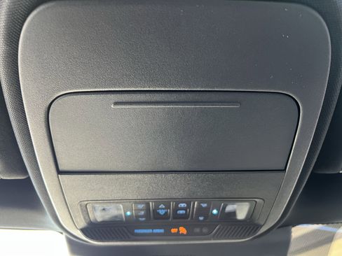 New 2025 Ford Expedition Platinum w/ Stealth Appearance Package image 53