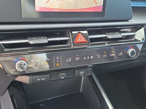 New 2026 Kia Niro LX FWD image 24