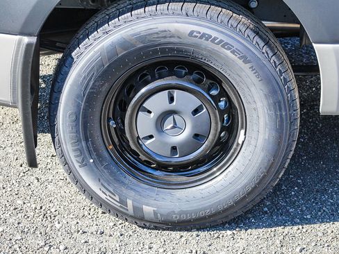 New 2025 Mercedes-Benz Sprinter 2500 image 11