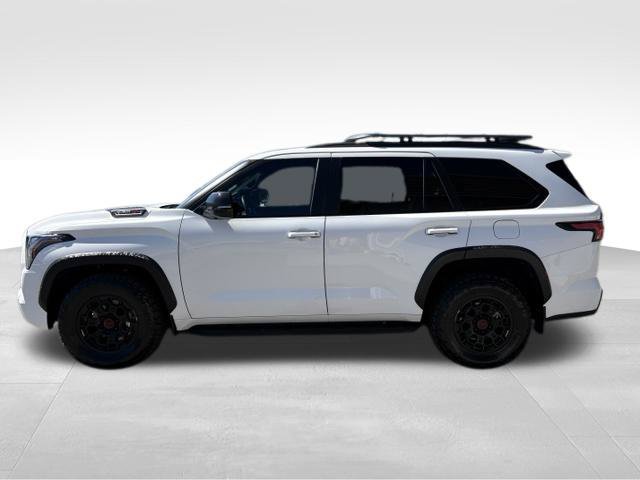 Used 2025 Toyota Sequoia TRD Pro AWD/4WD image 12
