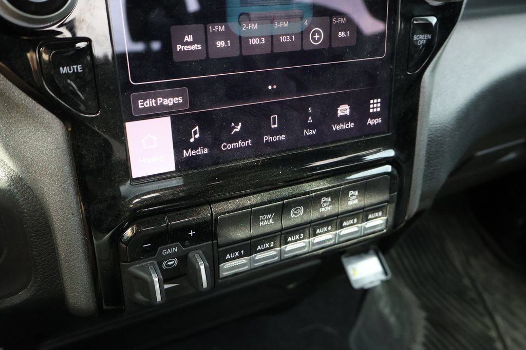 Used 2025 RAM 3500 Tradesman AWD/4WD image 28