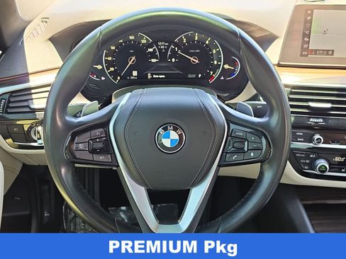 Used 2017 BMW 530i RWD image 19