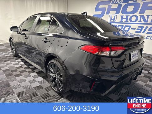 Used 2024 Toyota Corolla SE image 8