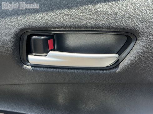 Used 2025 Toyota Corolla SE FWD image 19