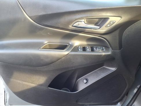 Used 2024 Chevrolet Equinox LT w/ LPO, Floor Liner Package image 22