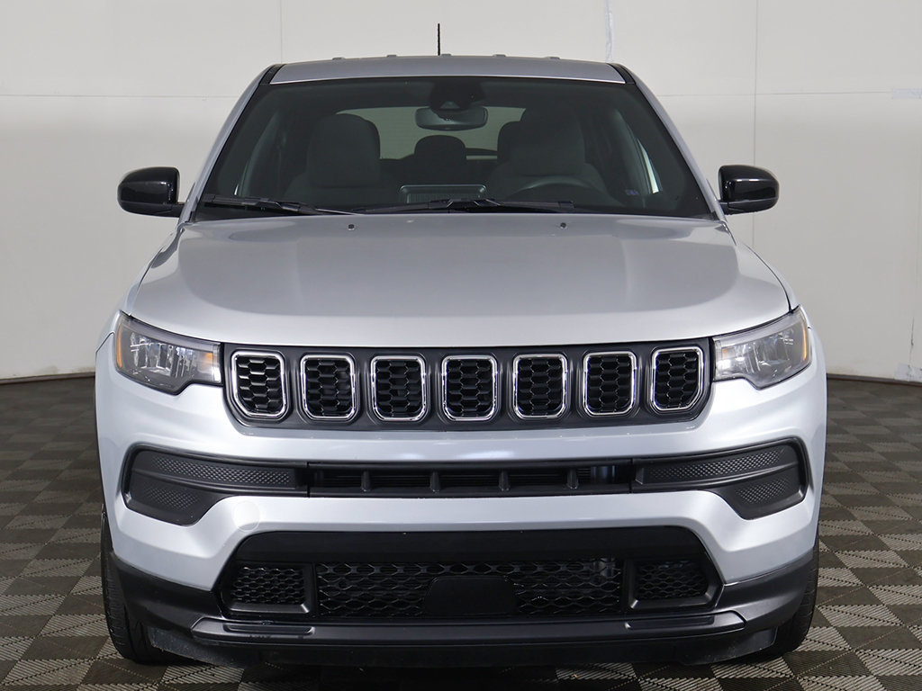 Used 2025 Jeep Compass Sport AWD/4WD image 10