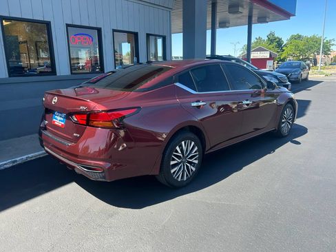 Used 2023 Nissan Altima 2.5 SV AWD/4WD image 30