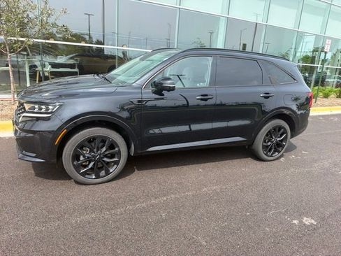 Used 2023 Kia Sorento SX AWD/4WD image 3