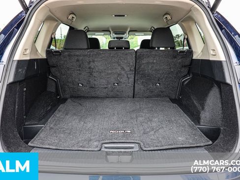 Used 2025 Nissan Rogue SV image 23