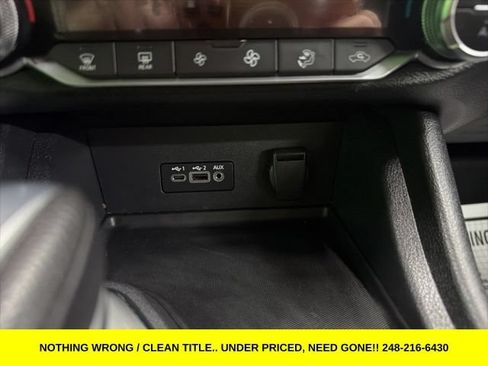 Used 2021 Nissan Sentra SV FWD image 35