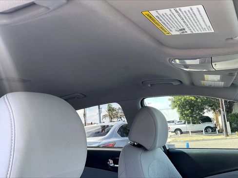 Used 2023 Hyundai Kona SE FWD image 22