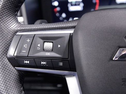 Used 2025 Mitsubishi Outlander SEL AWD/4WD image 30