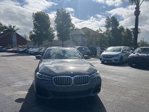 Used 2021 BMW 530e w/ M Sport Package image 2