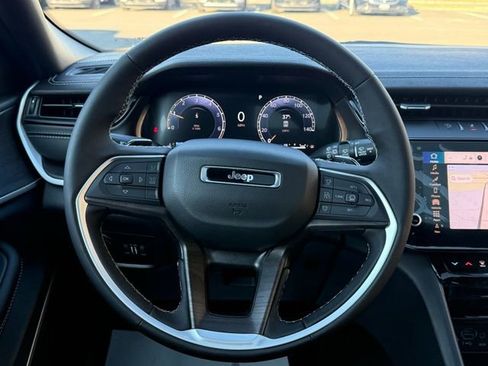 New 2026 Jeep Grand Cherokee Limited image 22