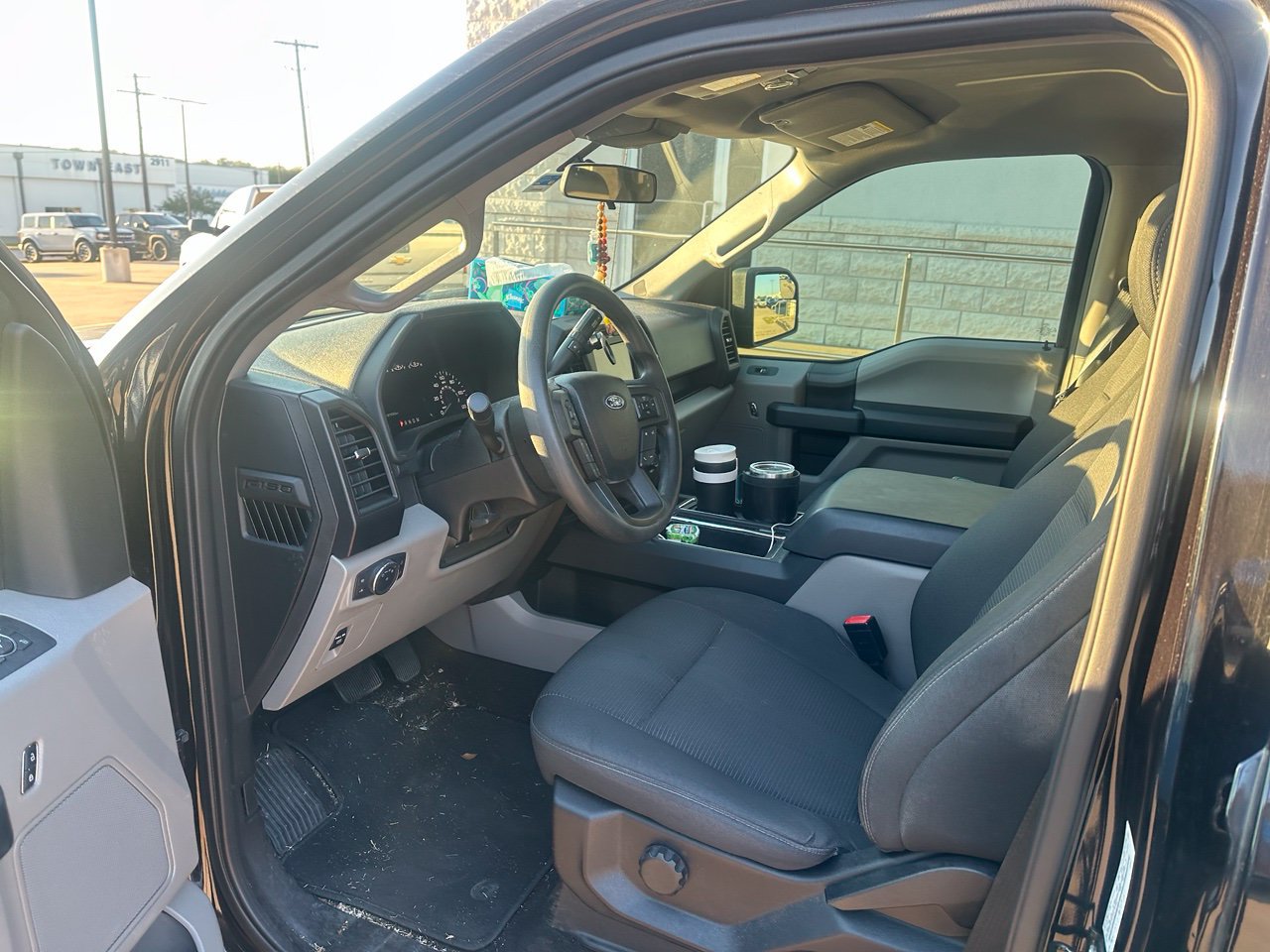 Used 2019 Ford F150 XL w/ Equipment Group 101A Mid RWD image 5