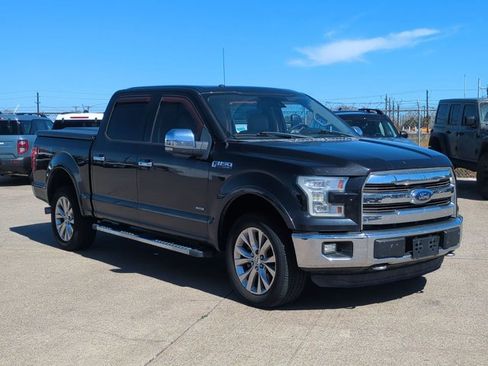 Used 2015 Ford F150 Lariat w/ Equipment Group 502A Luxury image 3