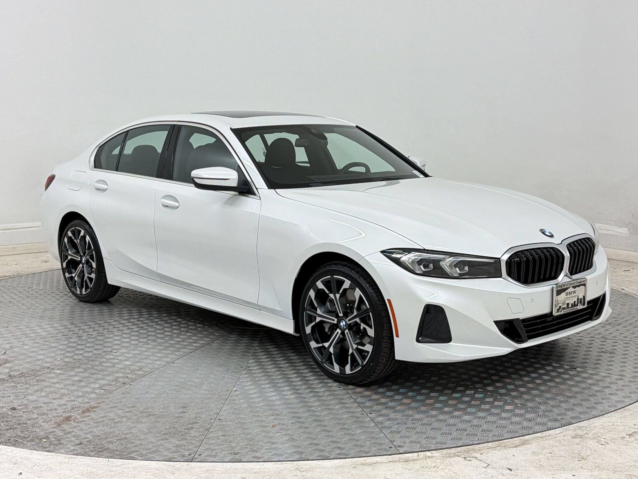 Used 2026 BMW 330i xDrive Sedan w/ Premium Package AWD/4WD image 7