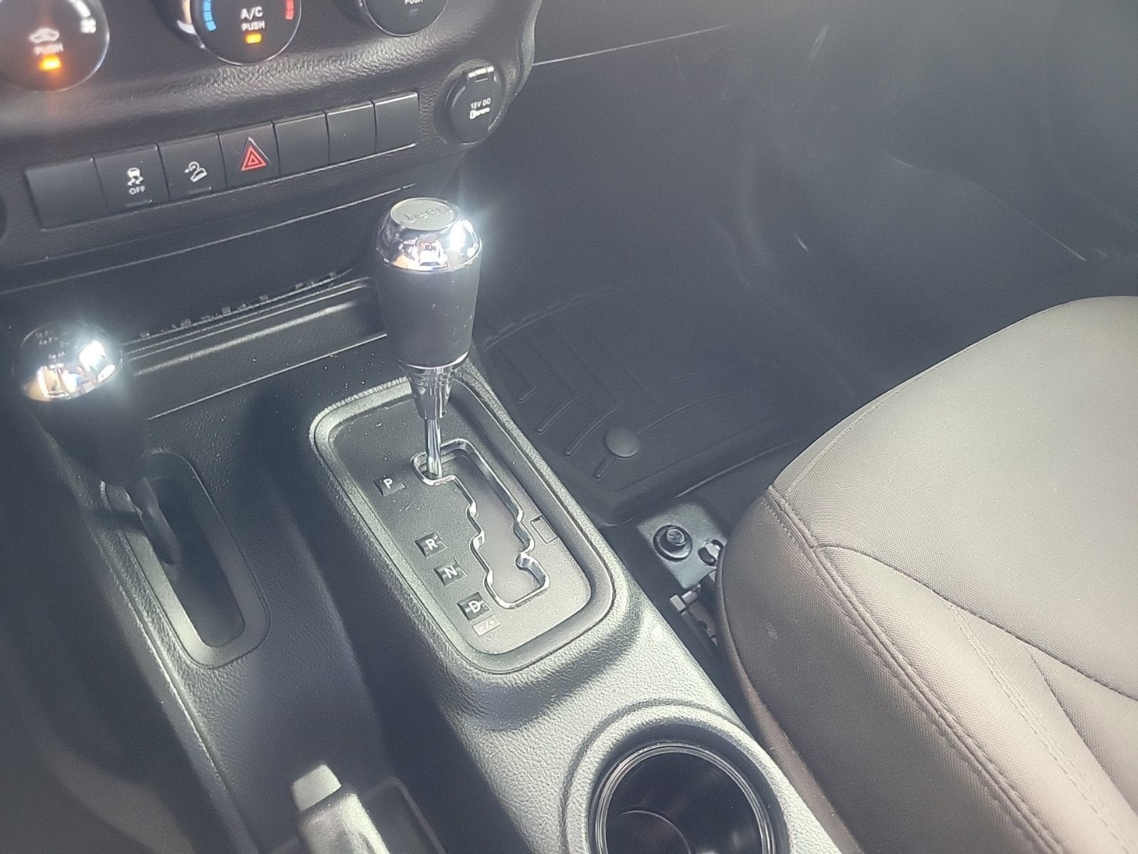 Used 2018 Jeep Wrangler Unlimited Sport S AWD/4WD image 24