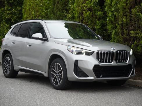Used 2026 BMW X1 xDrive28i AWD/4WD image 10