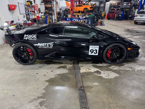 Used 2015 Lamborghini Huracan LP 610-4 image 6